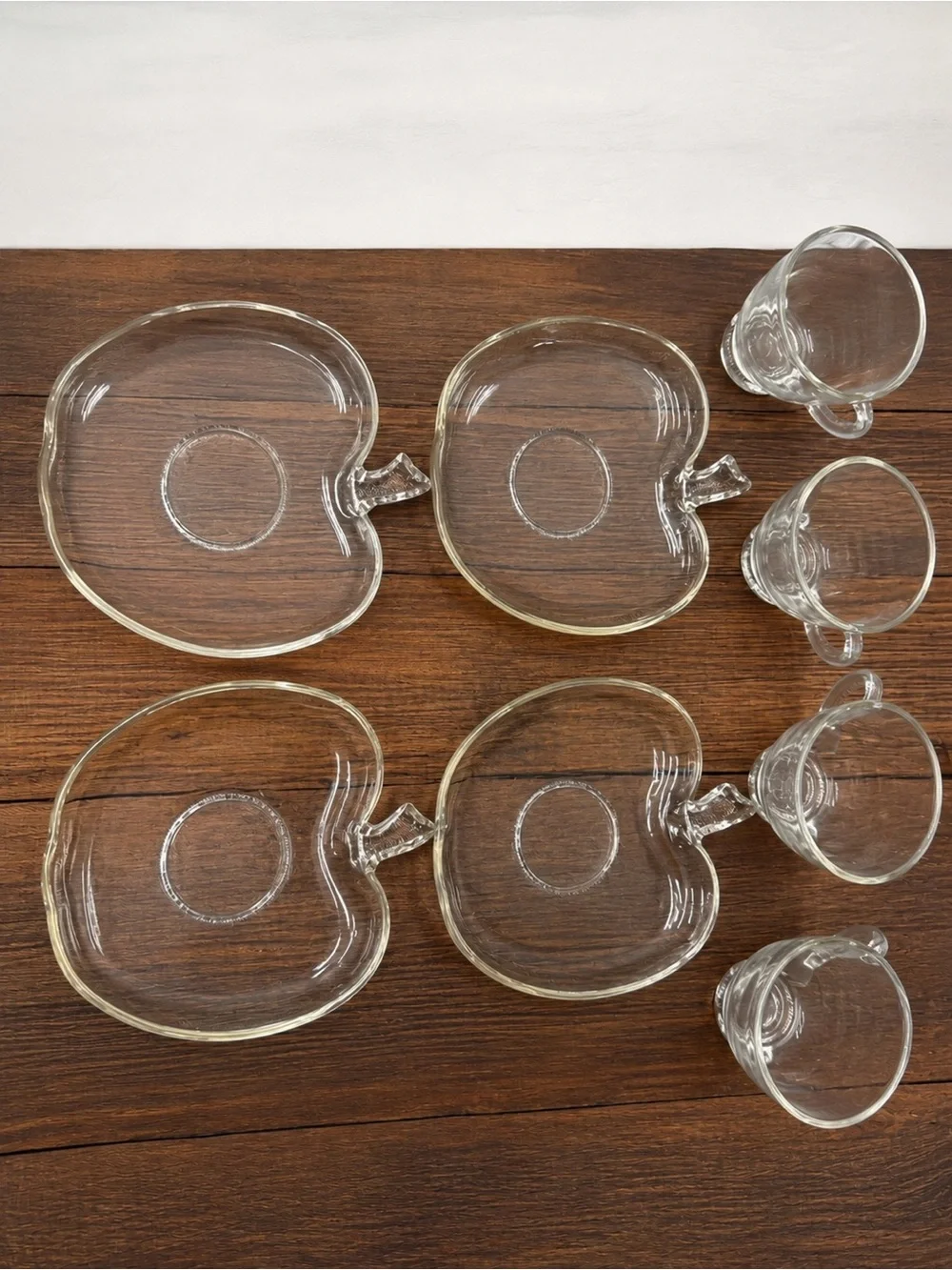 Vintage Apple Shaped Snack Set 4 Cups & 4 Glass Plates Clear Luncheon Dessert